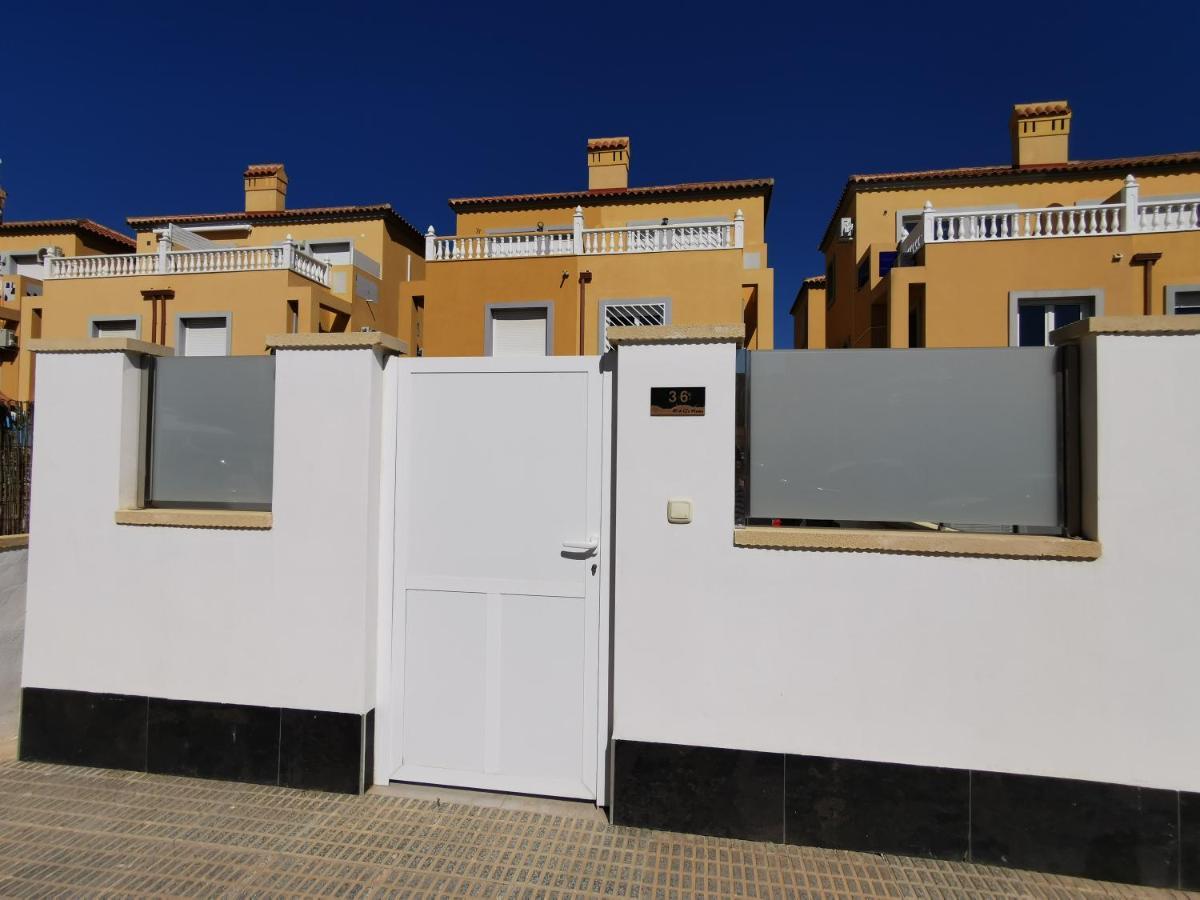 Villa La Zenia Boulevard 36 Playa Flamenca Kültér fotó